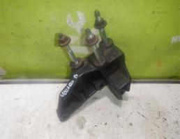 Кронштейн двигателя правый для Opel Vectra B 1995-1999  запчасти бу