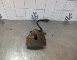 Суппорт передний правый для VW Passat B5 96-00  запчасти бу