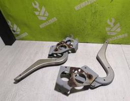 Петля крышки багажника для BMW 5-серия E28 81-87  запчасти бу