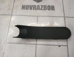 Накладка (кузов внутри) для Renault Clio 3  2005-2012  запчасти бу