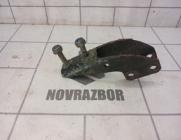 Крепеж рулевой рейки для Audi 80  90  B3  86-91  запчасти бу