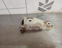 Кронштейн опоры двигателя для Skoda Fabia 2007-2015  запчасти бу