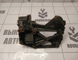 Кронштейн генератора для Peugeot 307 2001-2008  запчасти бу