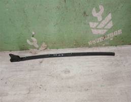 Уплотнитель двери для Nissan Primera P11 96-02  запчасти бу