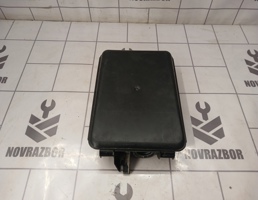 Корпус блока предохранителей для VW Passat B5 96-00  запчасти бу