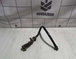 Трубка вакуумная для VW Golf 3 Vento 91-97  запчасти бу