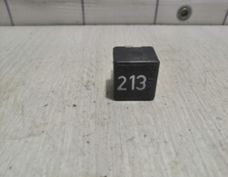 Реле для Audi A6 (C4) 1994-1997  запчасти бу