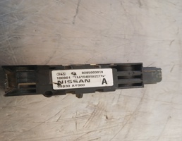 Датчик AIR BAG для Nissan Almera N16 2000-2006  запчасти бу