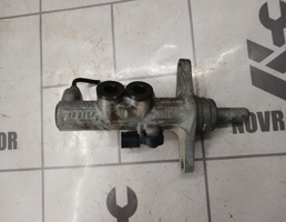 Датчик включения стопсигнала для Skoda Fabia 2007-2015  запчасти бу