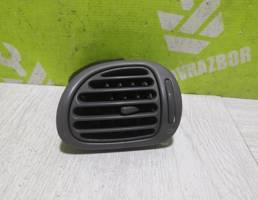 Дефлектор воздушный для Peugeot 206 98-12  запчасти бу