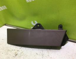 Планка под фонарь правая для Toyota Corolla E10 1992-1997  запчасти бу