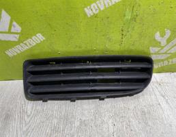 Решетка в бампер левая для Skoda Octavia A4 1U 2000-2011  запчасти бу