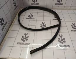 Уплотнитель для Renault Logan 2005-2014  запчасти бу