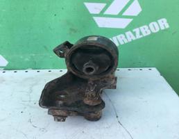 Опора КПП левая для Toyota Carina E 1992-1997  запчасти бу