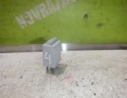 Реле для VW Caddy 3 2004-2015  запчасти бу