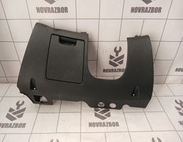 Накладка декоративная для Skoda Octavia A5 1Z   04-13  запчасти бу