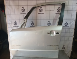 Дверь передняя левая для Suzuki SX4 2006-2013  запчасти бу