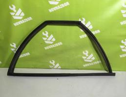 Уплотнитель двери для Chevrolet Lacetti 04-13  запчасти бу