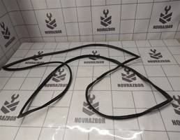 Уплотнитель для Chevrolet Aveo (T300) 2011-2015  запчасти бу