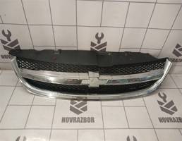 Решетка радиатора для Chevrolet Lacetti 04-13  запчасти бу