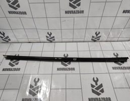 Молдинг стекла для Opel Corsa C 2000-2006  запчасти бу