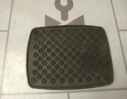 Коврик для Renault Logan 2 14-18  запчасти бу