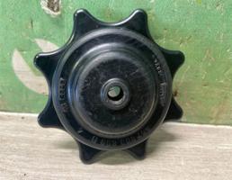 Гайка крепления запасного колеса для VW Golf 3 Vento 91-97  запчасти бу