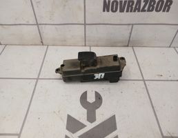 Кнопка стеклоподъемника для Mazda Mazda 3  BK  02-09  запчасти бу