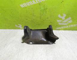 Кронштейн двигателя левый для Chery QQ6 S21 07-10  запчасти бу