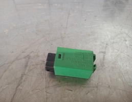 Реле поворотов для Kia RIO 1 2000-2004  запчасти бу