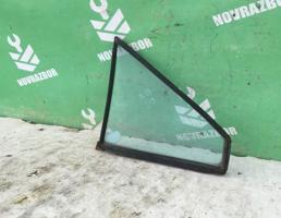 Стекло двери передней левой (форточка) для Audi 80 B2 80-86  запчасти бу