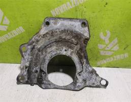 Крышка коленвала задняя для VW Golf 3 Vento 91-97  запчасти бу