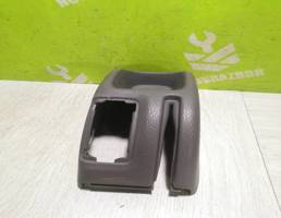 Консоль для Peugeot 206 98-12  запчасти бу