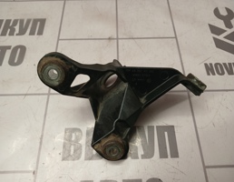 Кронштейн (сопут. товар) для Skoda Yeti 2009-2018  запчасти бу