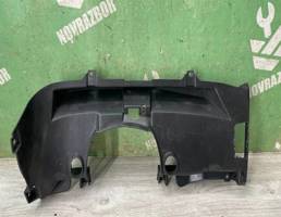 Накладка торпедо для VW Golf 4 Bora 97-05  запчасти бу