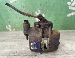 Суппорт передний правый для Ford Escort /Orion 1995-1998  запчасти бу