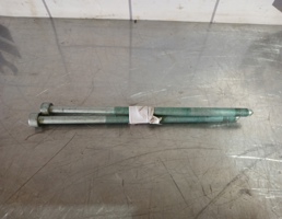 Болт для VW Passat B5 96-00  запчасти бу