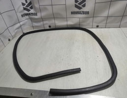 Уплотнитель для Renault Kangoo 97-03  запчасти бу