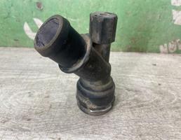 Фланец / тройник для VW Golf 4 Bora 97-05  запчасти бу