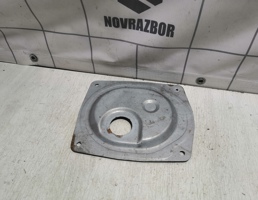 Крышка для Mazda 323 BA 94-98  запчасти бу