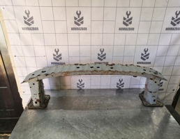 Усилитель переднего бампера для Ford Focus 2 05-08  запчасти бу