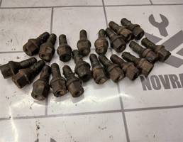 Болт колесный для Opel Zafira A 99-05  запчасти бу