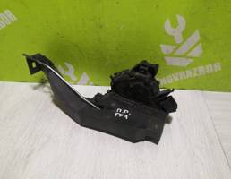 Замок двери передней правой для Ford Focus 1 1998-2004  запчасти бу