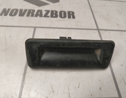 Кнопка открывания багажника для Skoda Yeti 2009-2018  запчасти бу