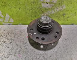 Ступица передняя для Mercedes Benz W210 E-class 1995-2000  запчасти бу