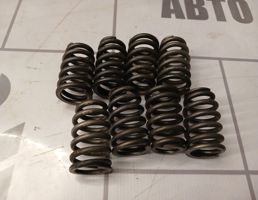 Пружина клапана для Ford Focus 1 1998-2004  запчасти бу