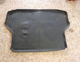 Коврик багажника для Chevrolet Lacetti 04-13  запчасти бу