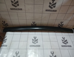 Молдинг заднего бампера центральный для VW Passat B5 96-00  запчасти бу