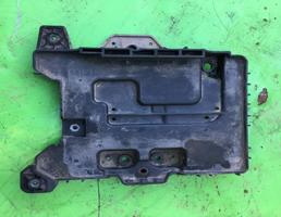 Крепление АКБ (корпус/подставка) для Hyundai Solaris 2010-2017  запчасти бу