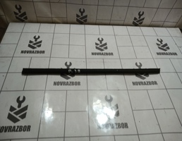 Уплотнитель стекла двери для LADA VESTA 15-19  запчасти бу